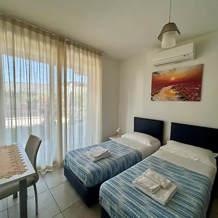 Rossini Apartman *